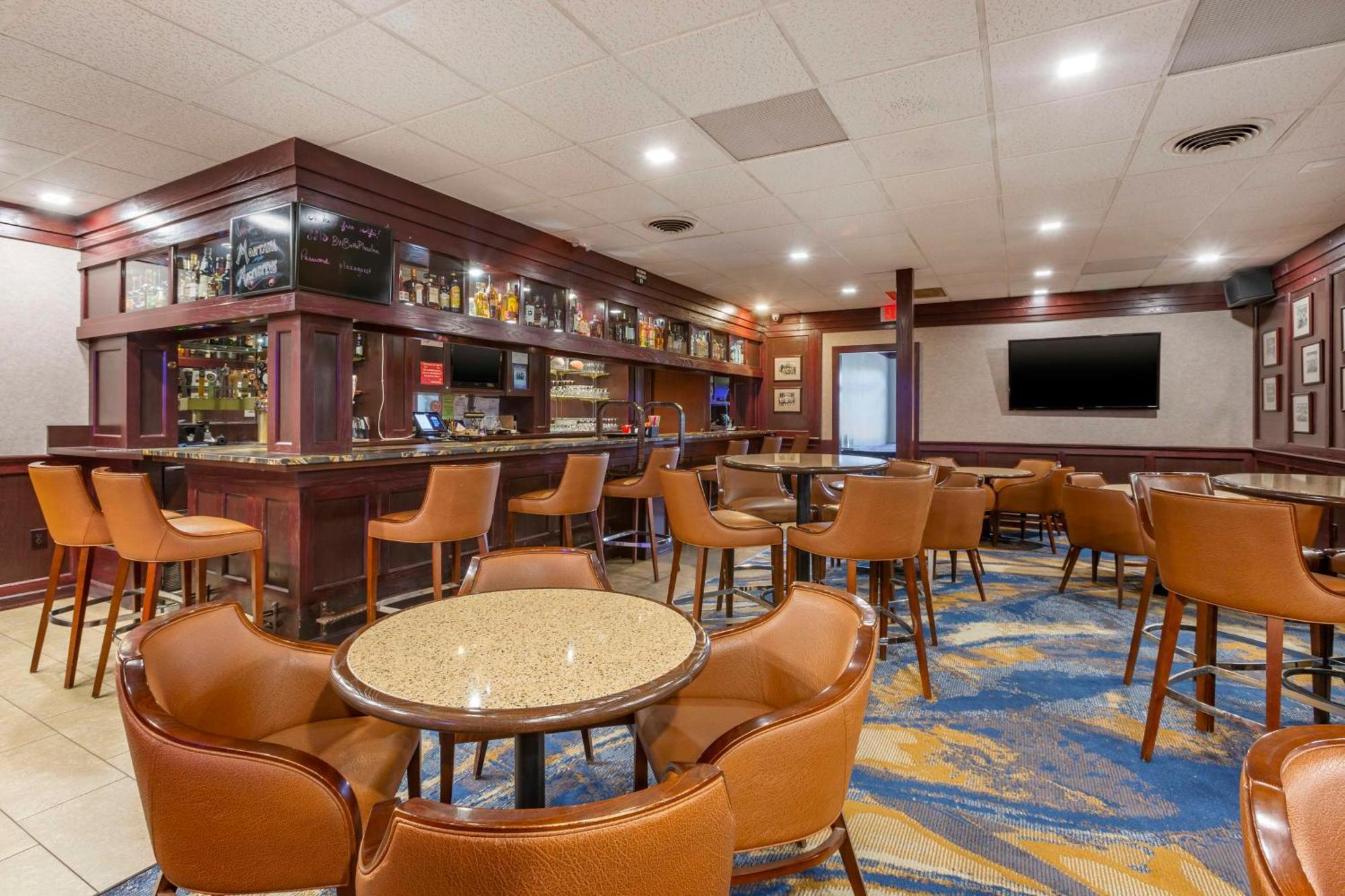 Best Western Plus Butte Plaza Inn Exterior foto